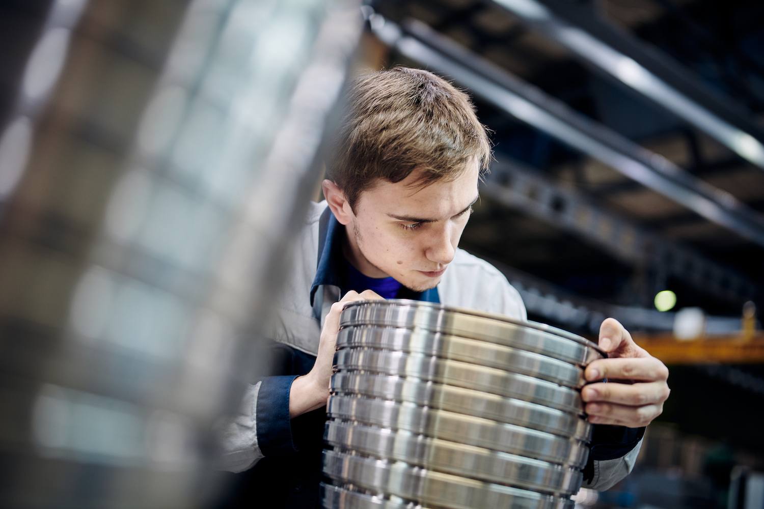 В МАИ торжественно вручили дипломы первым выпускникам-целевикам программы «Крылья Ростеха»