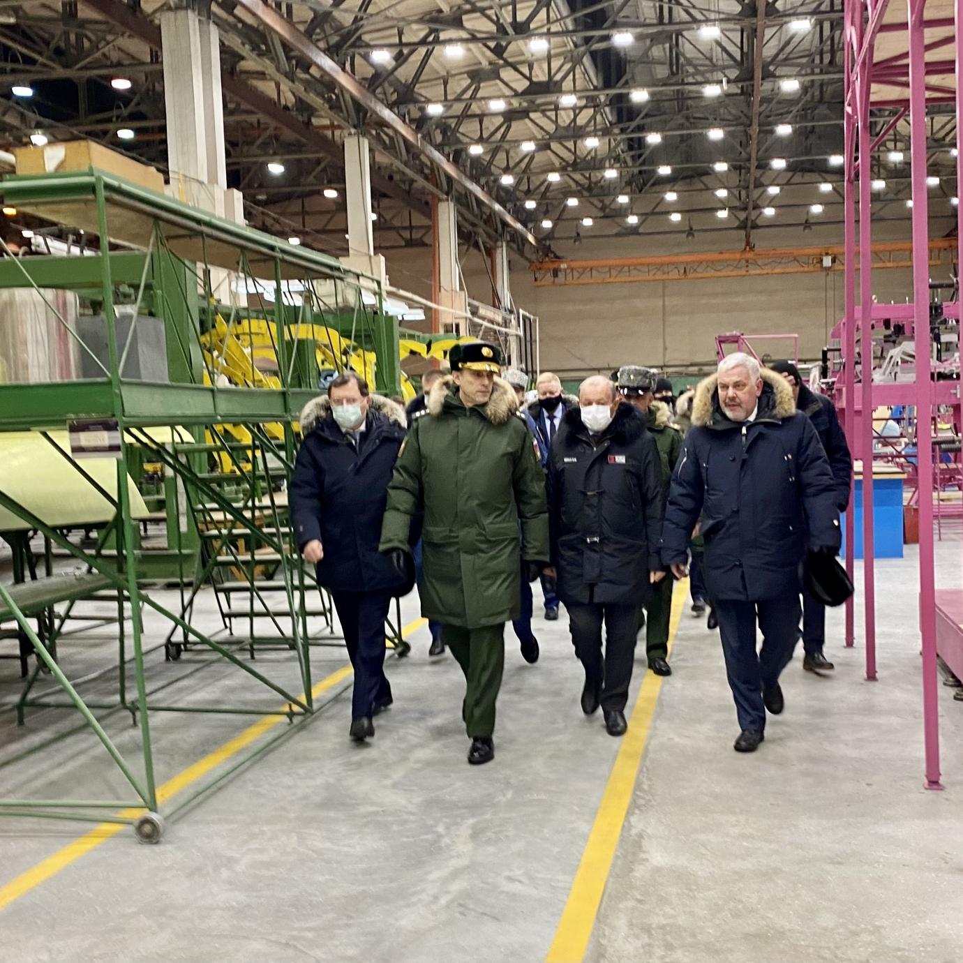 Заместитель министра обороны проверил производство вертолетов Ми-8АМТШ-ВН