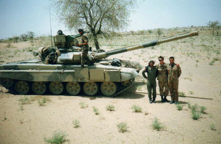 A Contract for Supply of Uralvagonzavod’s T-90S Tanks to India Marks it 25th Anniversary