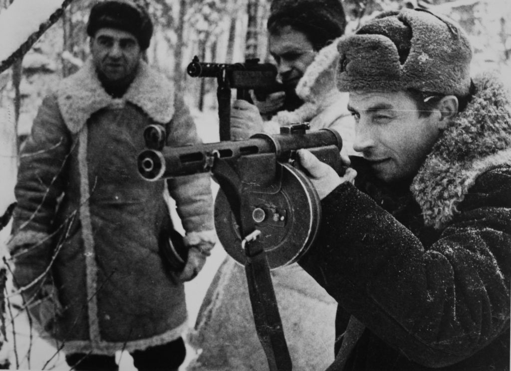 Komissar-Majorov_partizani.jpg Komissar-Majorov_partizani.jpg