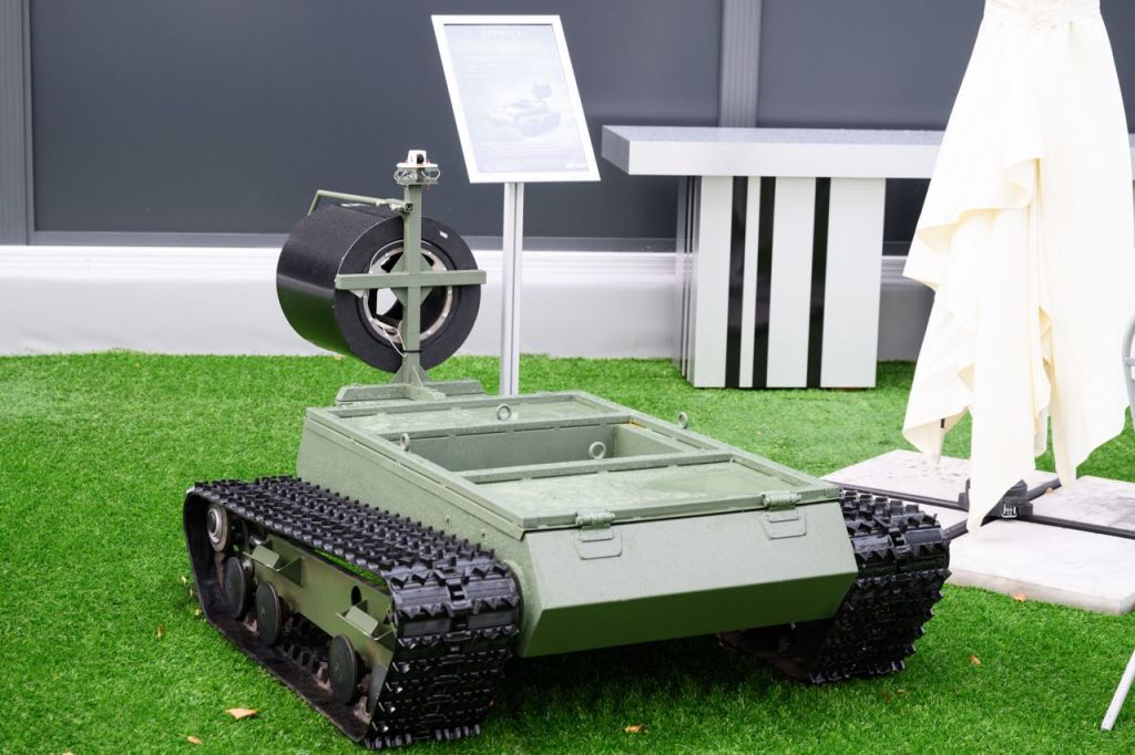 photo_2025-04-10_13-23-42.jpg photo_2025-04-10_13-23-42.jpg