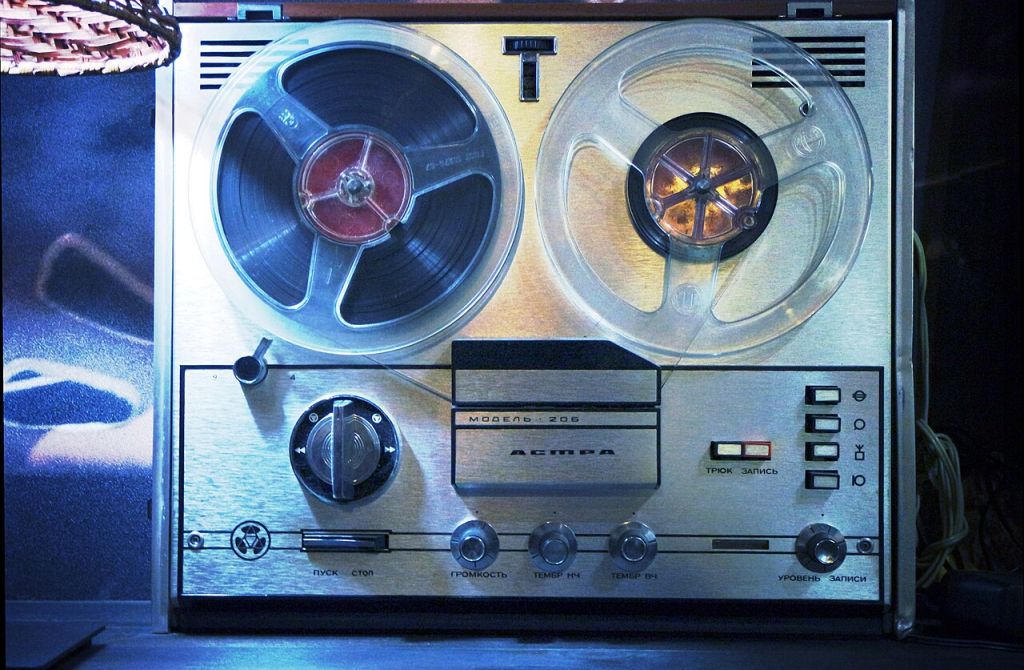 Astra_tape_recorder.jpeg