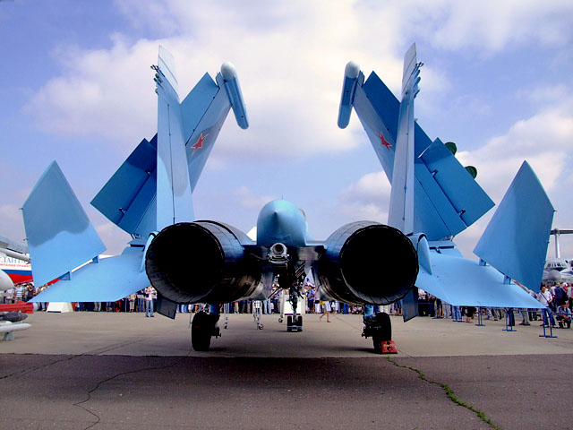 MAKS-2007-Su-33-2.jpg