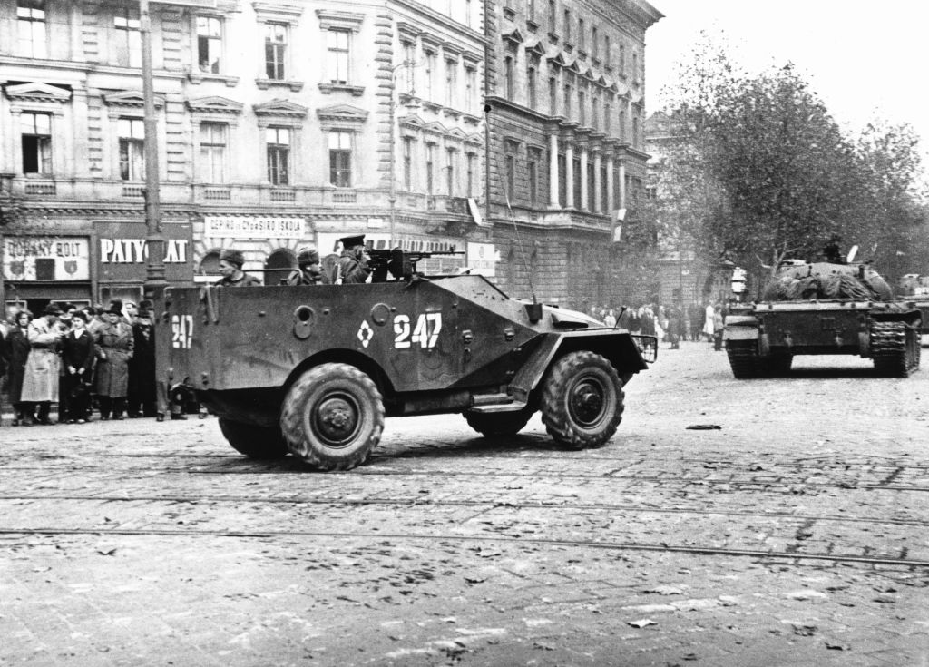 BTR-40_Budapest_1956.jpg