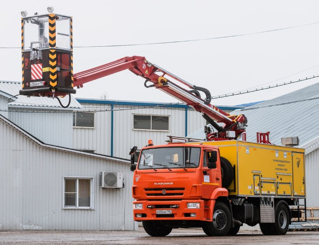 aeroport_protivigololednaya_mashina.jpg aeroport_protivigololednaya_mashina.jpg