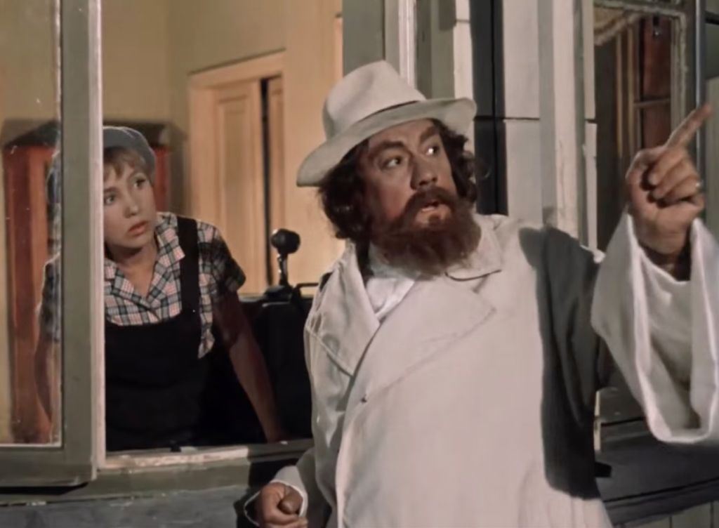 Королева бензоколонки_1.jpg