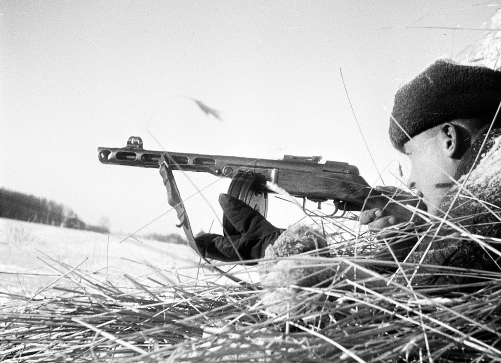 ППШ-41-2.jpg ППШ-41-2.jpg