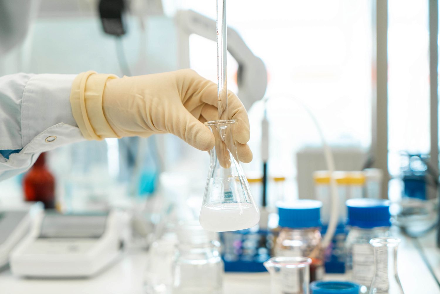 Ростех зарегистрировал первую российскую вакцину для взрослых от коклюша, дифтерии и столбняка