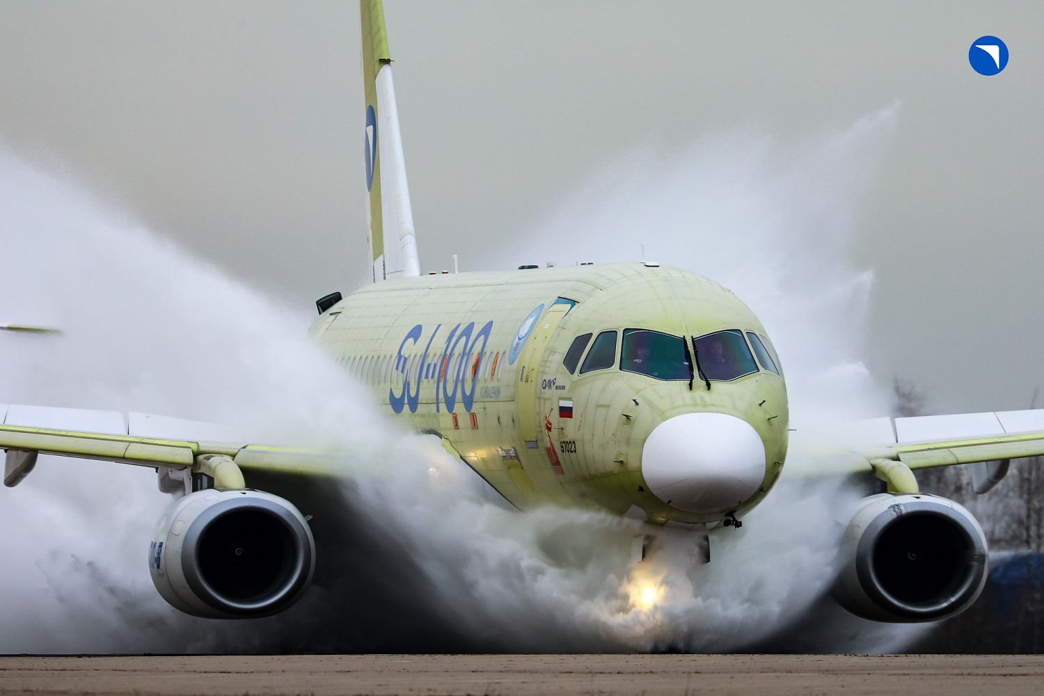 UAC Successfully Tested a New Superjet for Water Ingestion by Engines Using a “Water Pool”