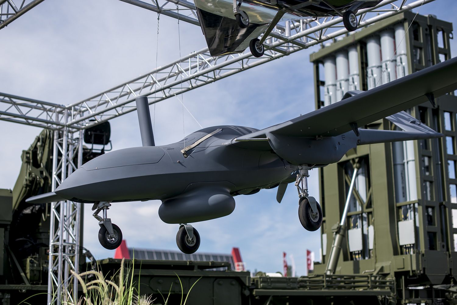 Ростех демонстрирует беспилотник «Корсар» на форуме «Армия-2019» Ростех демонстрирует беспилотник «Корсар» на форуме «Армия-2019»