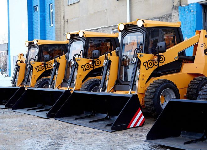 ANT 1000 multi-purpose front-end skid steer mini loader