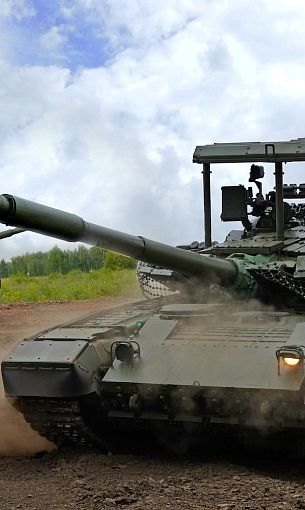 От «танка Ла-Манша» и прыжка в Абу-Даби до СВО: «летающий танк» Т-80 отмечает 50-летие