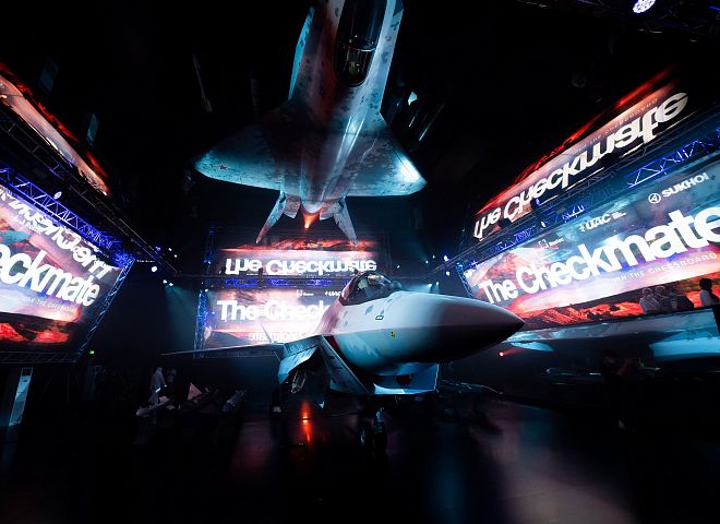 Легкий однодвигательный истребитель пятого поколения Checkmate