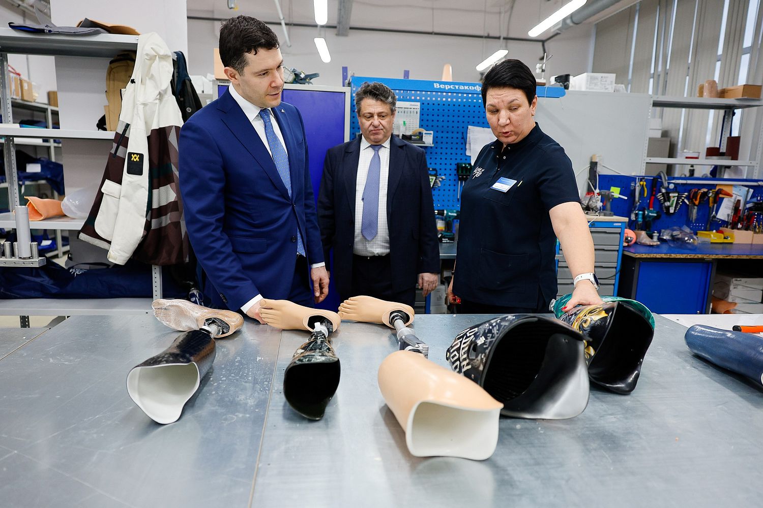 ЦИТО Ростеха посетил министр промышленности и торговли Российской Федерации Антон Алиханов