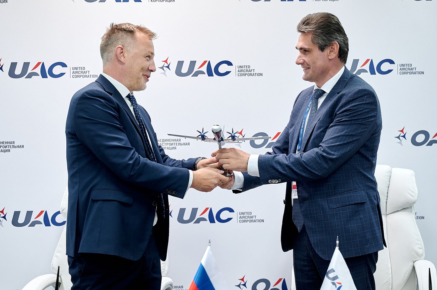 Компании «Ил», «Аврора» и ГТЛК подписали соглашение о поставке Ил-114-300