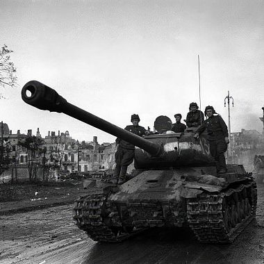 Конструкторы стальных машин. Часть II