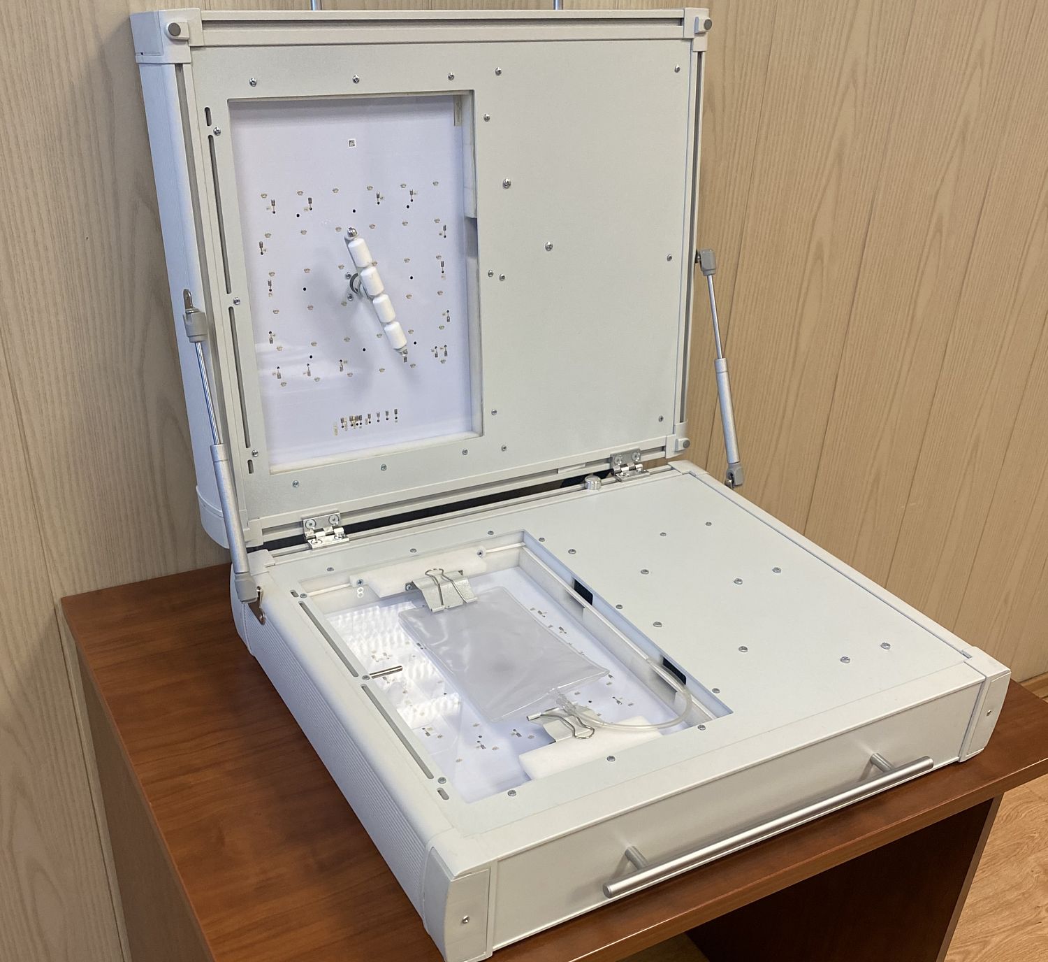 Ростех разработал прибор для лечения аутоиммунных заболеваний ультрафиолетовым облучением