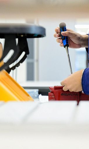 НОВИКОМ поддерживает создание индустриальных классов в ЛНР