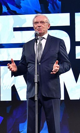 Сергей Когогин награжден званием Герой Труда